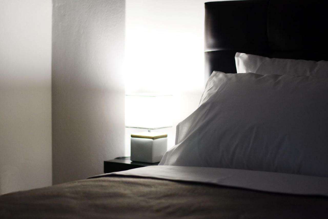 Modern & Classy Central Apartment アテネ エクステリア 写真
